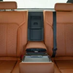 المقاعد الخلفية