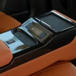 مسند وسطي بتحكم