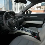 السيارة من الداخل