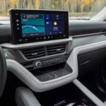 شاشة ترفيه وسطية