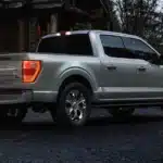 إضاءة ليد أمامية وخلفية