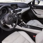 تجهيزات السيارة