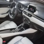 تجهيزات السيارة الداخلية