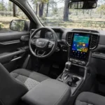 تجهيزات السيارة الداخلية