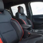 تجهيزات السيارة الداخلية