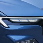 الإضاءة الأمامية