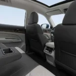 مقاعد من الجلد