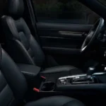 مقاعد من الجلد