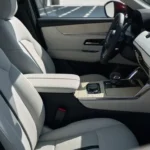 مقاعد من الجلد