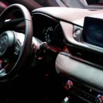 السيارة من الداخل